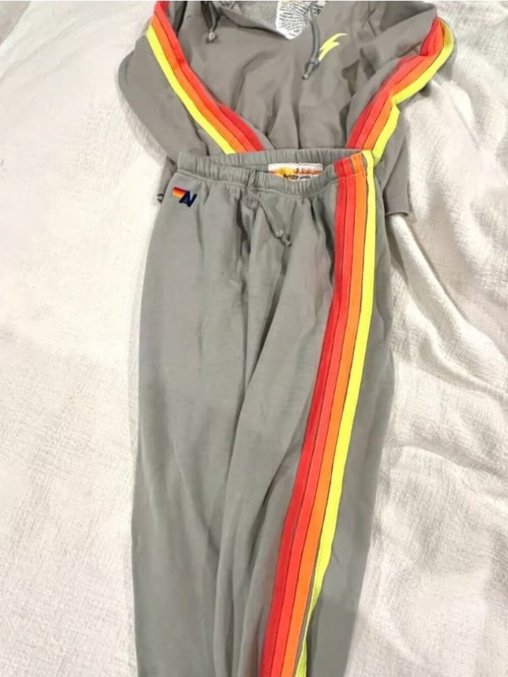 Aviator Nation NWT CLASSIC 4 STRIPE SWEATSUIT - LIGHT GREY NEON SMALL top/bottom